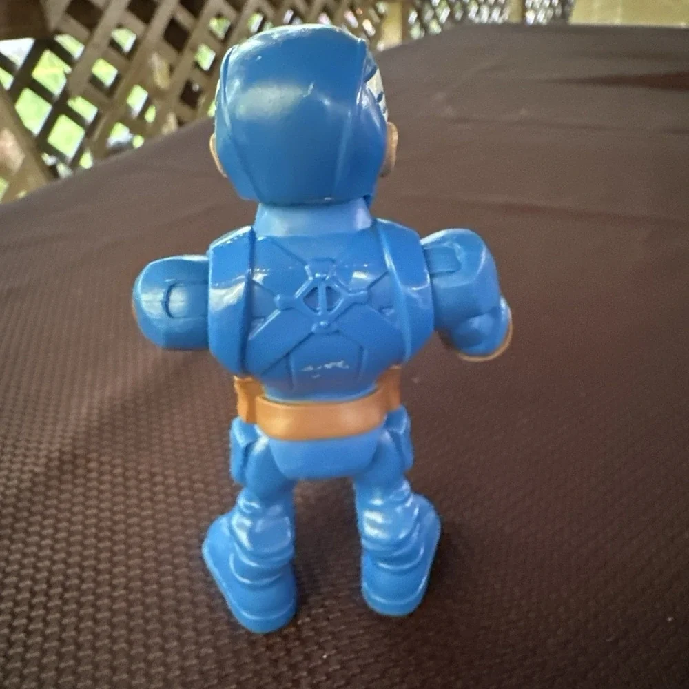 Playskool Mega Mighties Marvel Captain America Action Figure Size 5